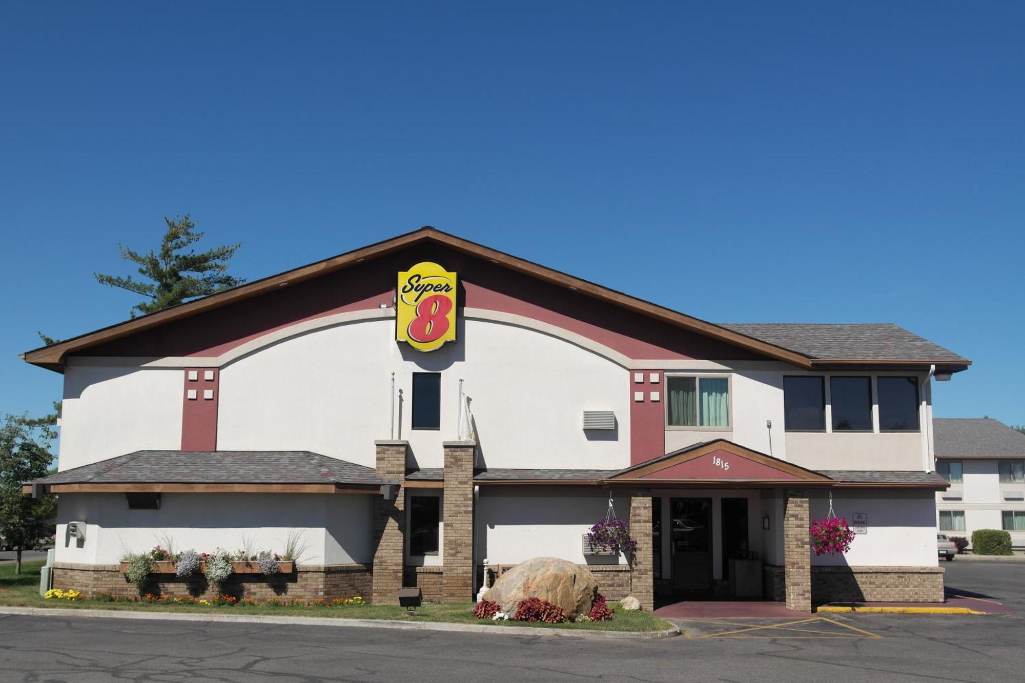 Super 8 By Wyndham Bemidji Mn Hotel Buitenkant foto