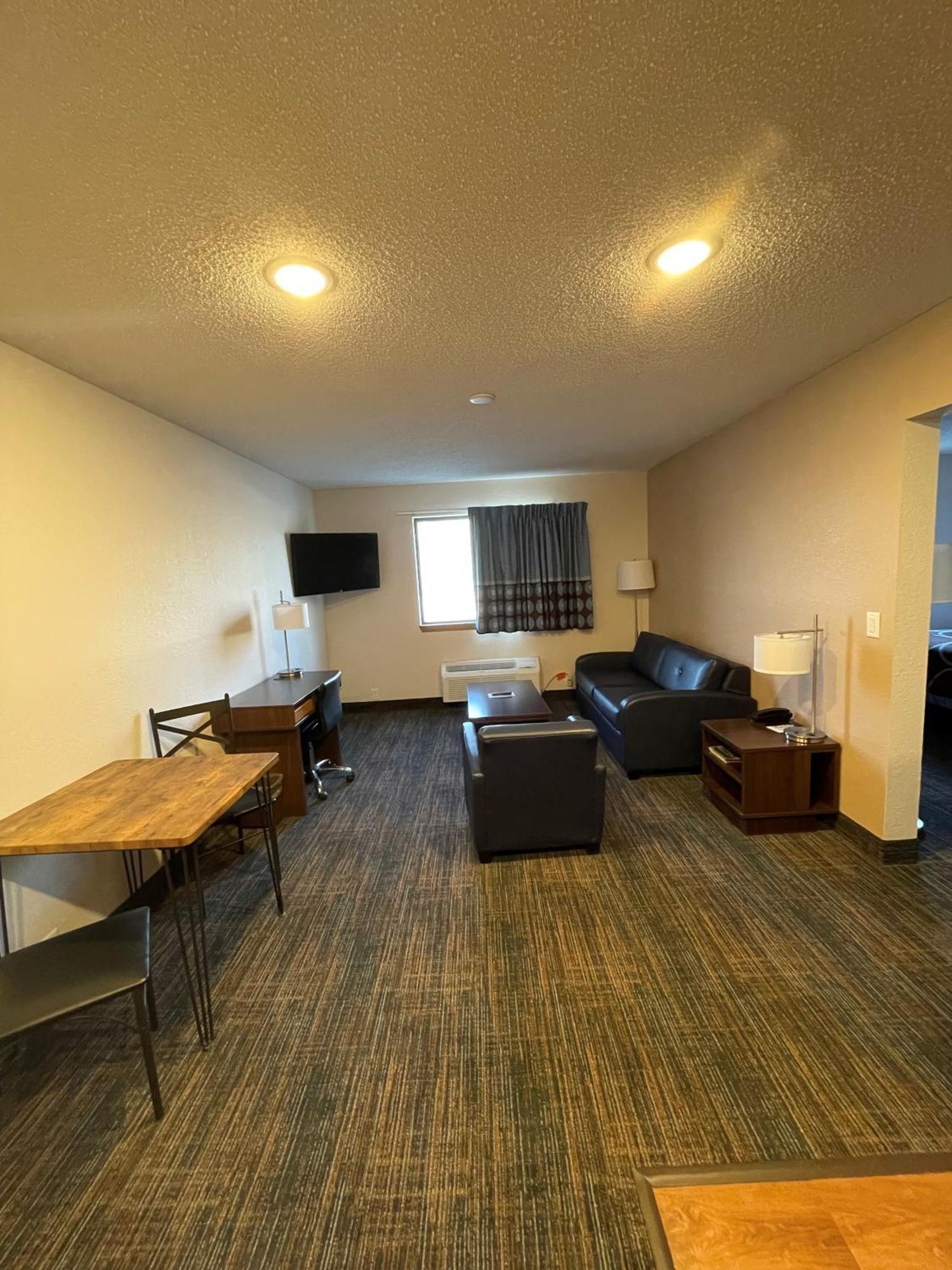 Super 8 By Wyndham Bemidji Mn Hotel Buitenkant foto
