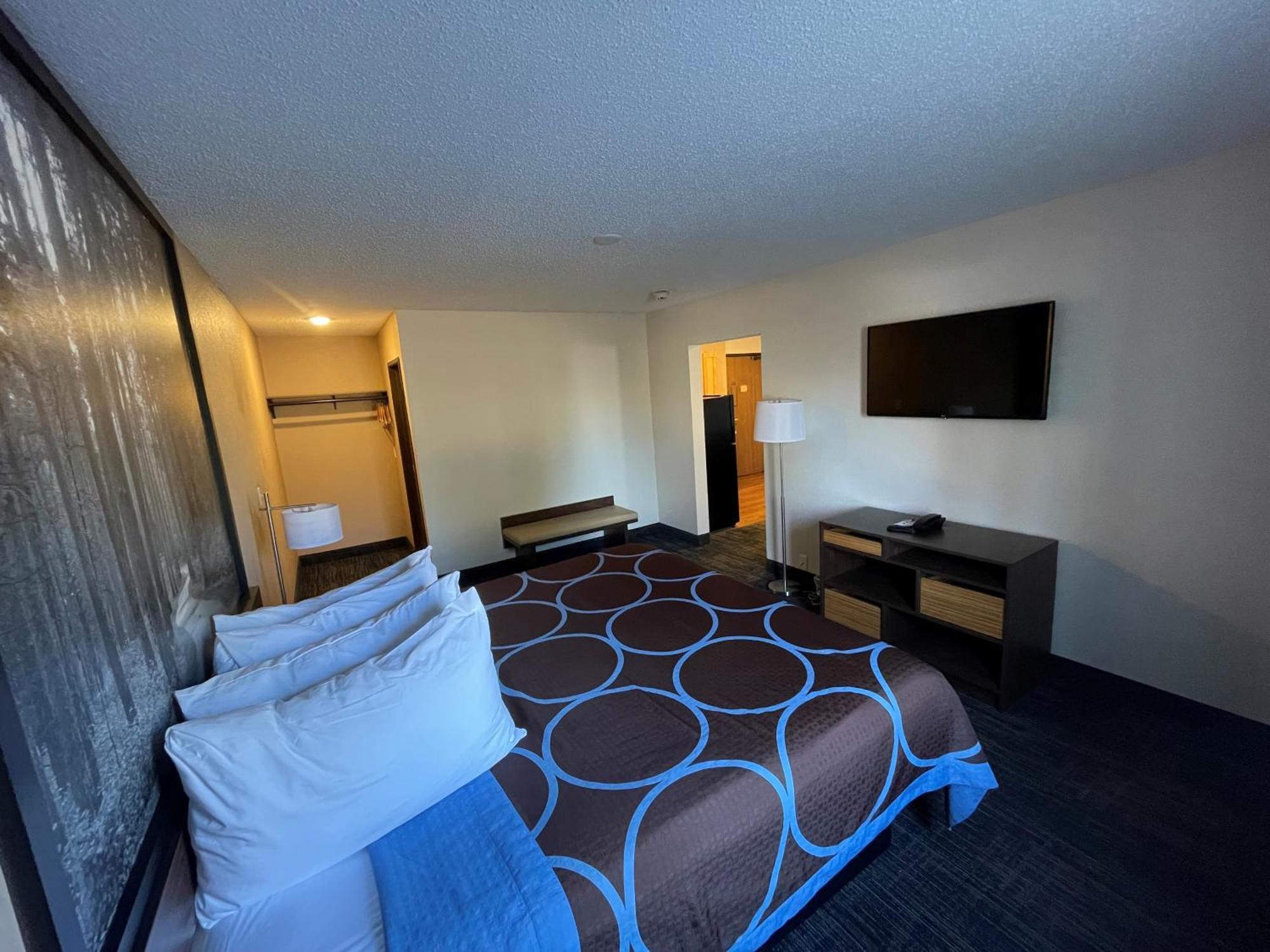 Super 8 By Wyndham Bemidji Mn Hotel Buitenkant foto